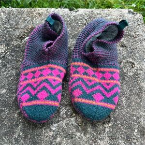 Bombas Fair Isle Gripper Slipper Sock Shoes